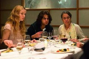 天津人说话吃瓜视频,吃瓜视频里的市井风情